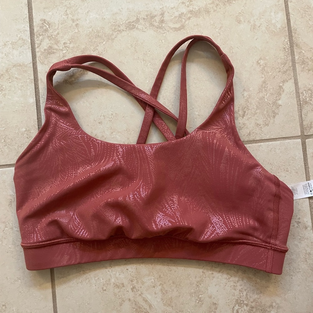 Lululemon sports bra